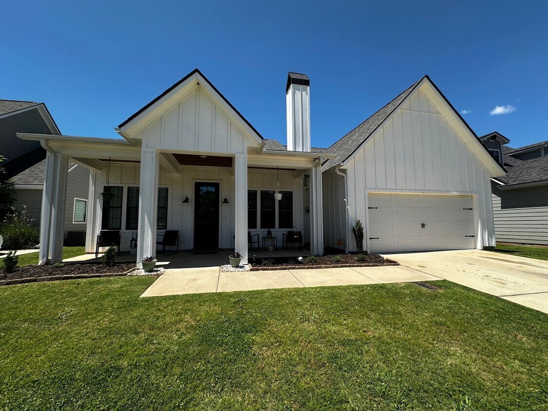 Primary Photo - Gorgeous 3 Bedroom Home in North Bossier