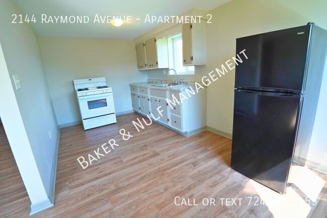 Building Photo - 2144 Raymond Ave