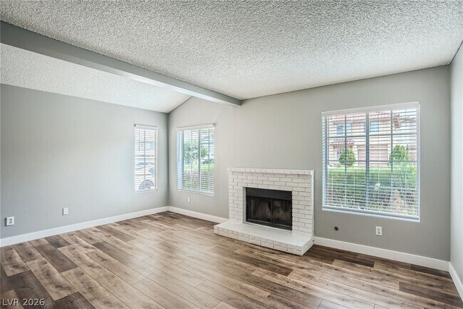 Foto del edificio - 2910 Currant Ln