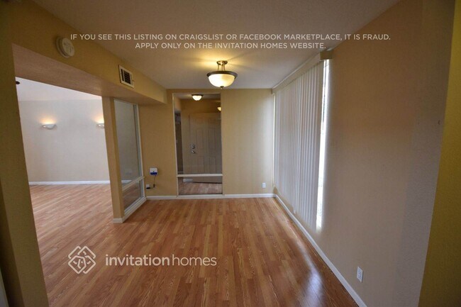 Building Photo - 9602 N 35th Dr