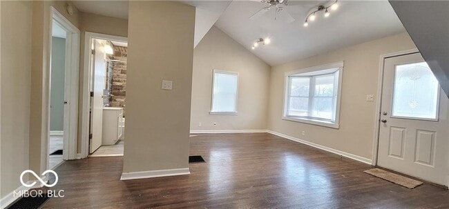 Foto del edificio - 3848 E Pleasant Run Parkway North Dr