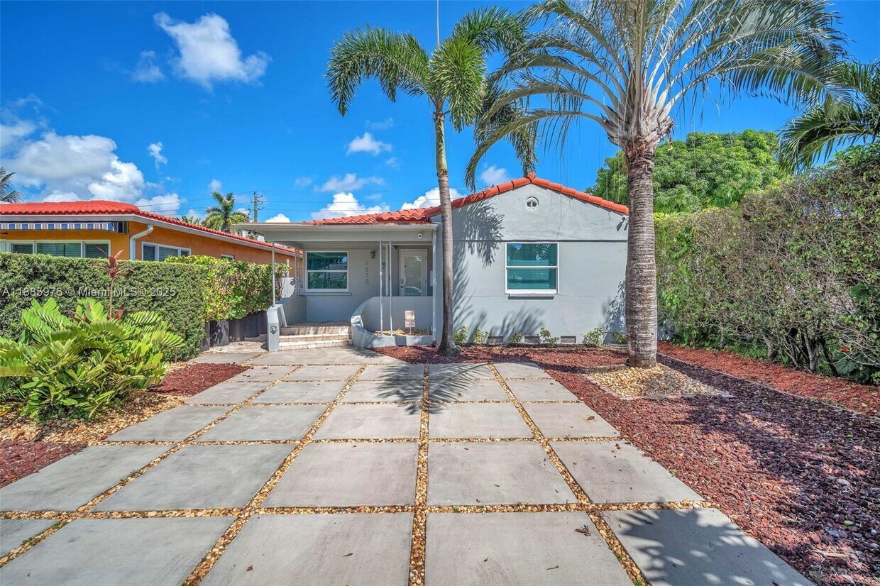 Foto principal - 1535 Jackson St