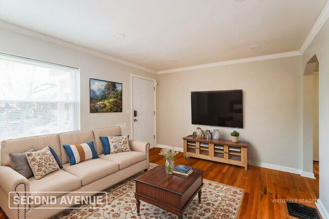 Foto del edificio - 1136 S Lynnebrook Dr