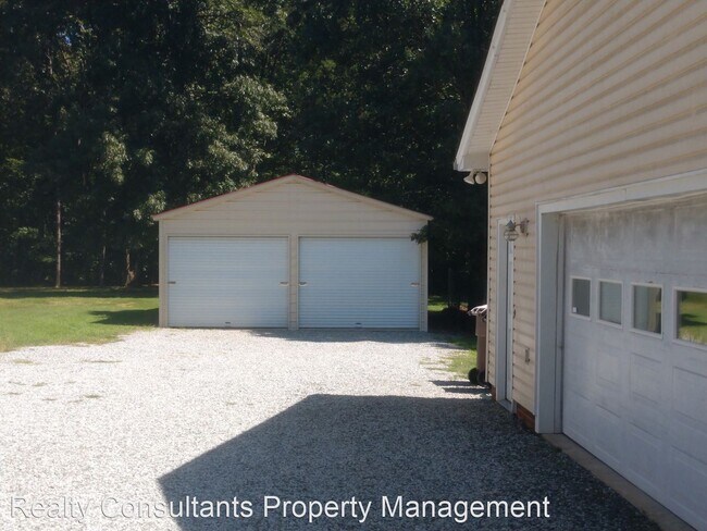 Building Photo - 3 br, 2 bath House - 1902 Glenside Drive