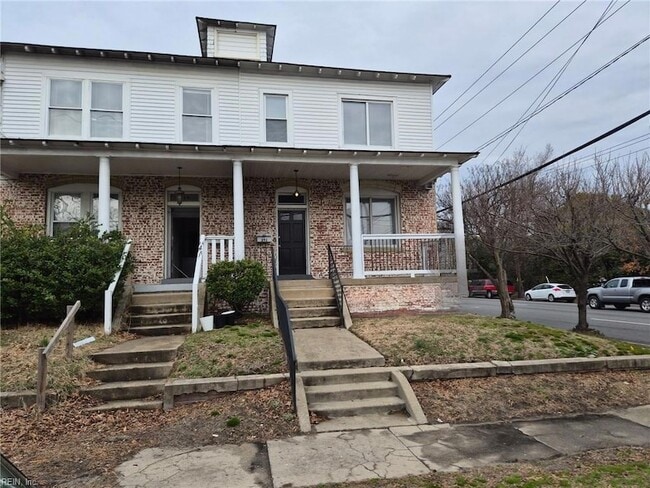 Building Photo - 351 51st St