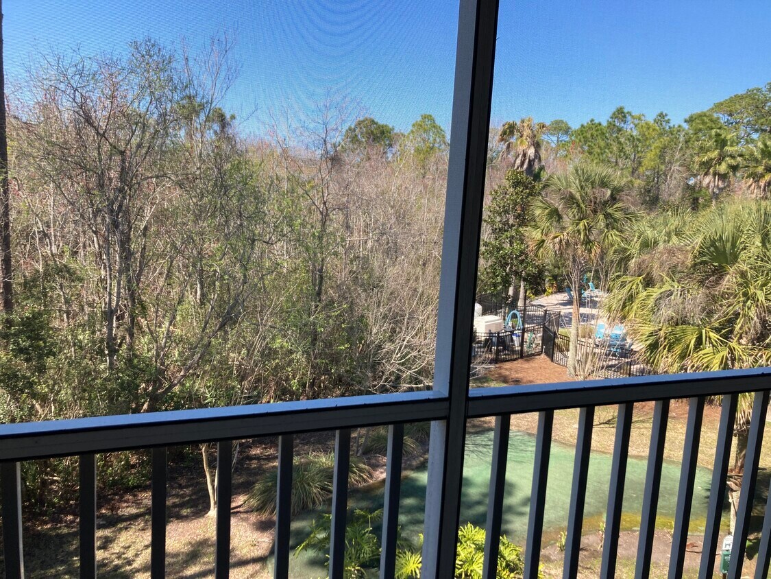 Foto principal - 405 S Villa San Marco Dr