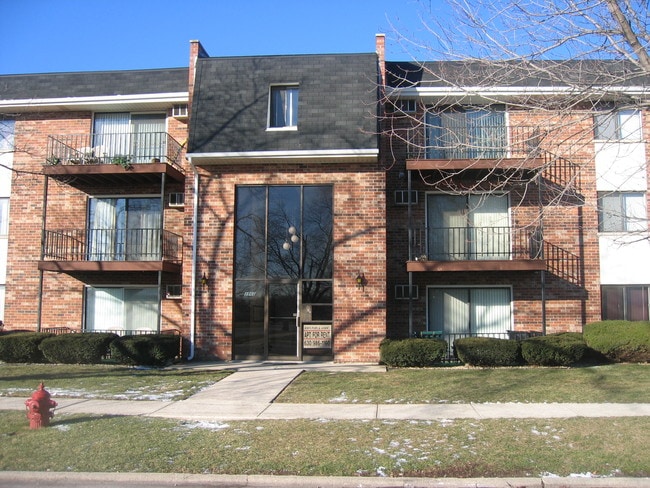 Building Photo - Mobile Avenue Apartments