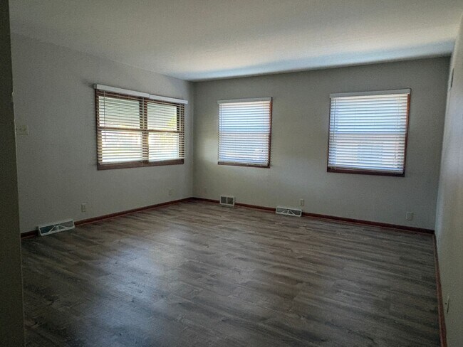 Foto del edificio - 3460 N 91st St
