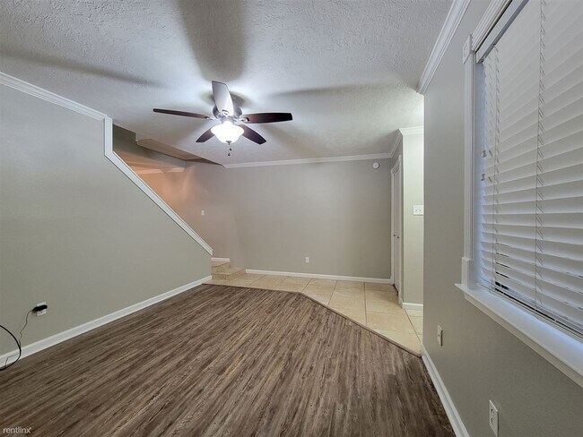Foto del edificio - 2 br, 1.5 bath Townhome - 4517 Carter Cree...