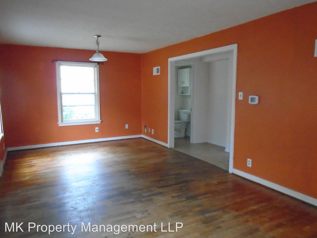 Building Photo - 1404 Legore Ln