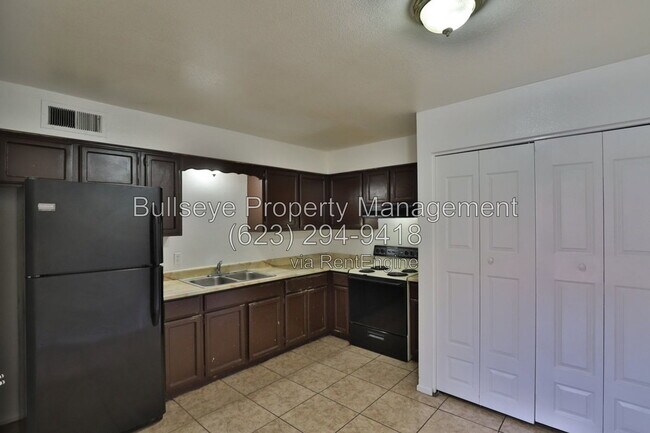 Foto del edificio - 859 W Ray Rd