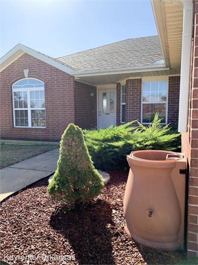 Foto del edificio - 3 br, 2 bath House - 1211 Maplewood Dr