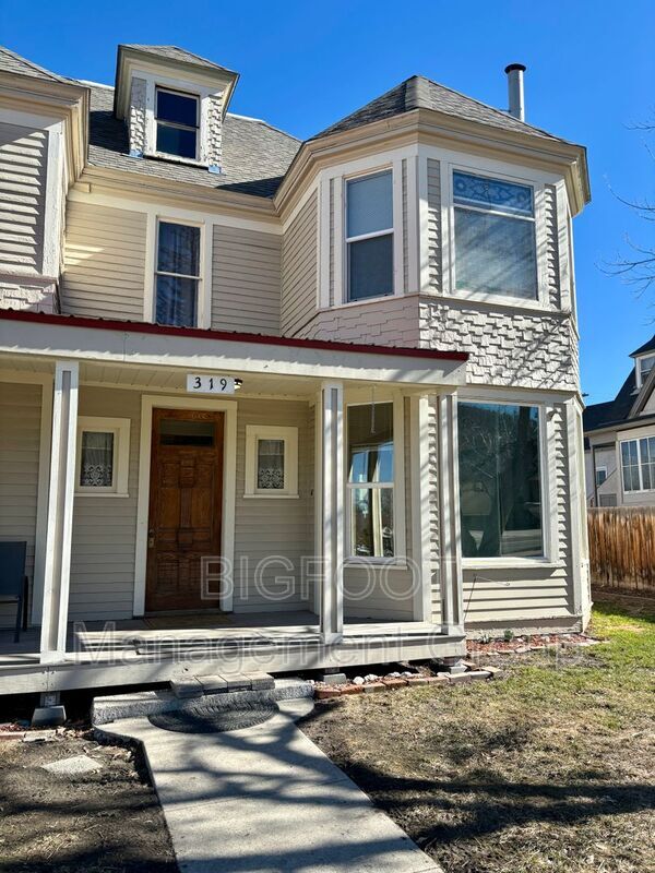 319 N Rodney St Unit 2, Helena, MT 59601 Condo for Rent in Helena, MT