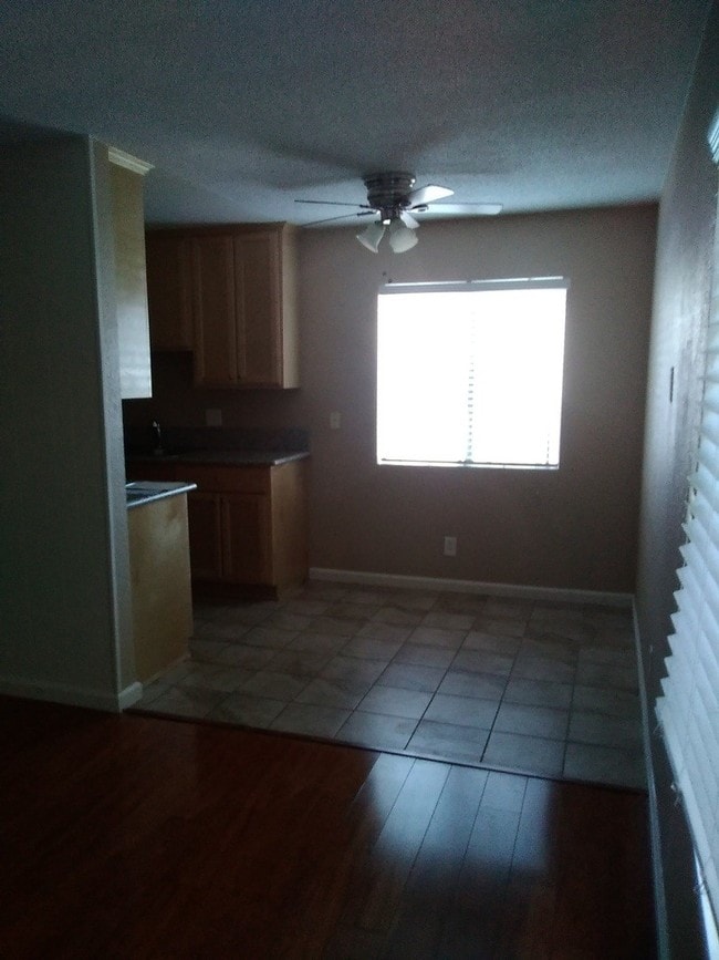 Building Photo - 16133 Woodruff Ave