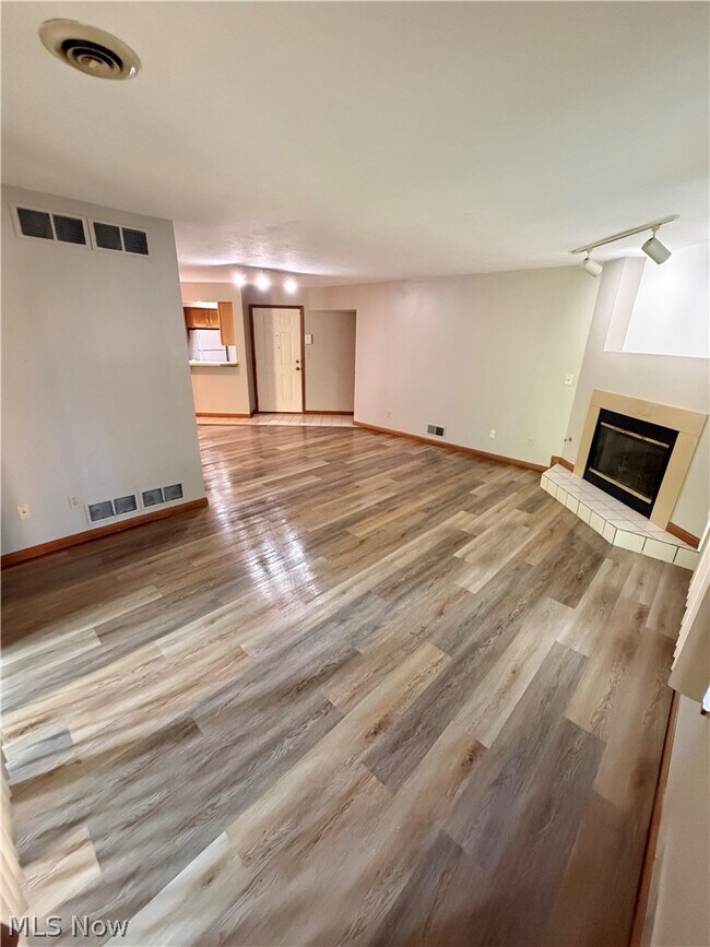 Building Photo - 4046 St Andrews Ct