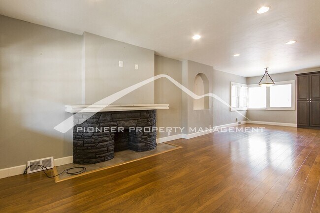 Building Photo - Spacious Home with 2 Car Garage and Storage Shed!