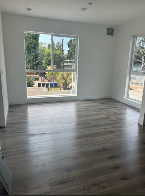 Building Photo - 9416-9422 Firth Blvd