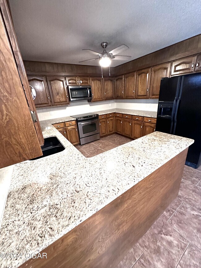 Foto del edificio - 3502 Willow Ln