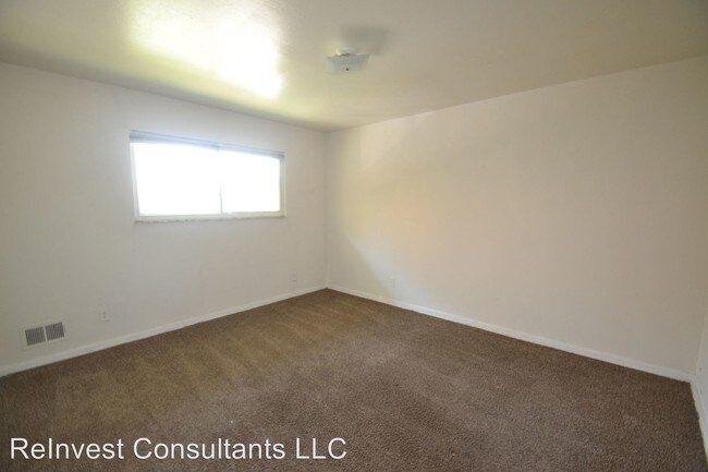 Building Photo - 2409 Compton Rd