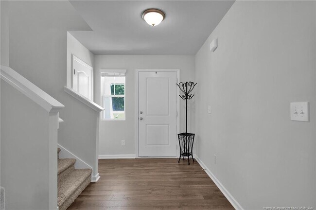 Foto del edificio - 156 Chinook Ln