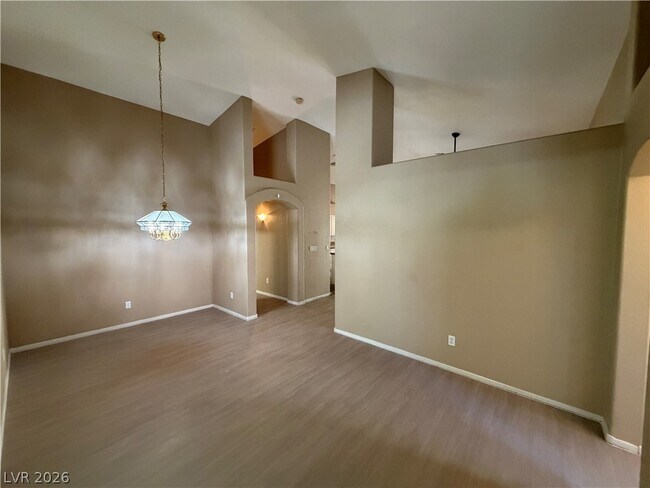 Building Photo - 1113 Heaton Ave
