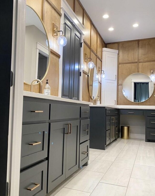 Foto del edificio - 181 Stone Creek Dr