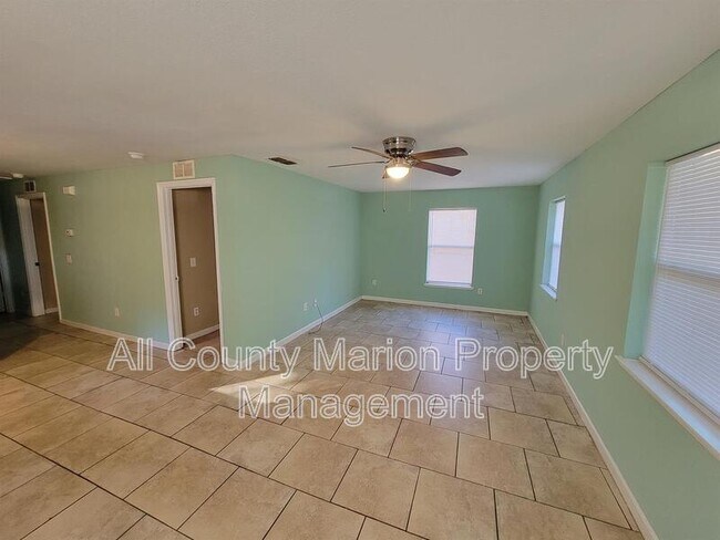 Foto del edificio - 2320 SW Fort King St