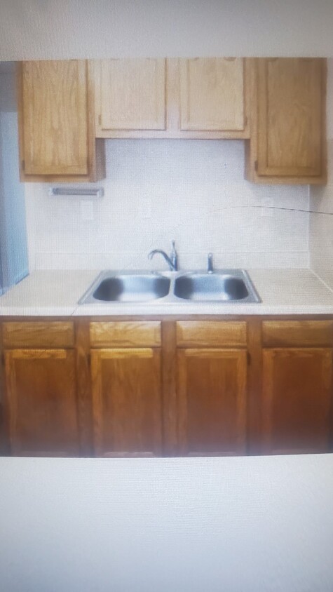 Building Photo - 26209 E Huron River Dr