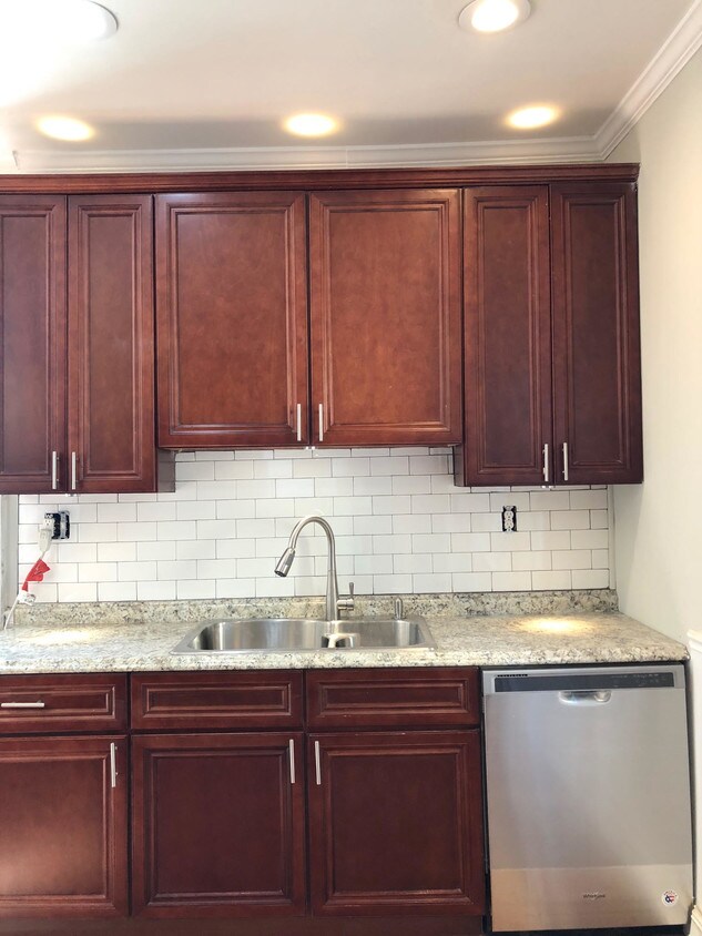 20 Penfield St, Buffalo, NY 14213 Townhouse for Rent in Buffalo, NY