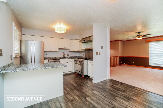 Foto del edificio - 551 Greenfield Ct
