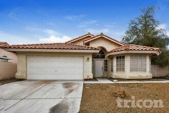 Building Photo - 5035 Camino Del Santo Pkwy