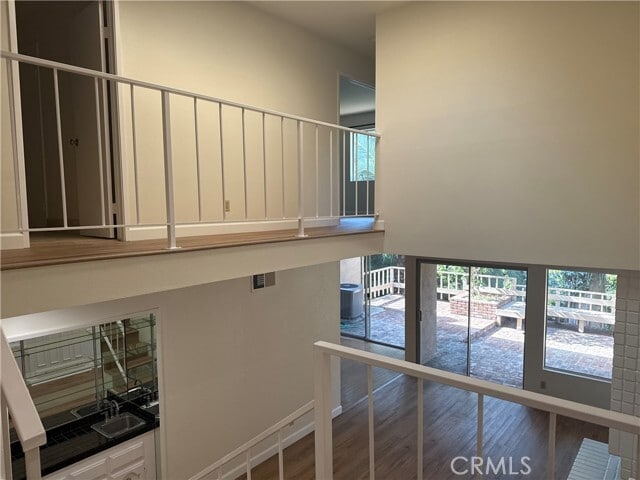 Building Photo - 838 Glenwood Cir