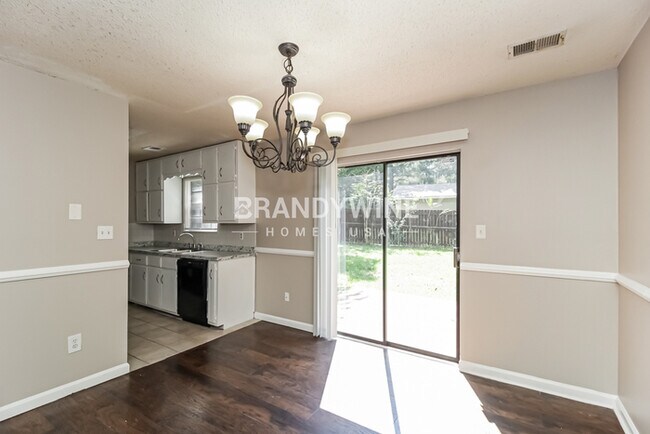 Building Photo - COMING SOON!!  One month FREE RENT - $5 AP...