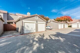 Building Photo - 4242 Capistrano Dr