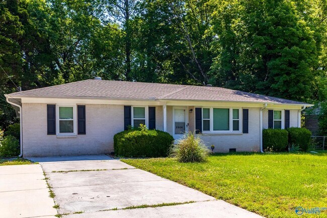 Building Photo - 3306 Reynolds Dr NW