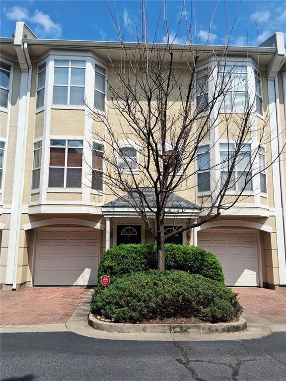 Foto del edificio - 375 Highland Ave NE