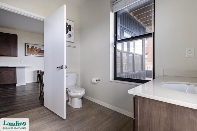 Foto del edificio - 11221 Synergy Dr