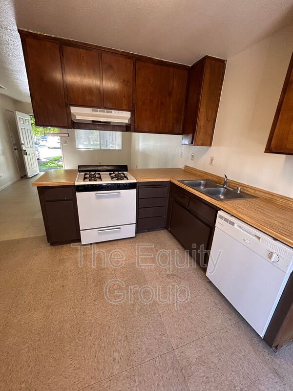 Foto del edificio - 1228 Jones St
