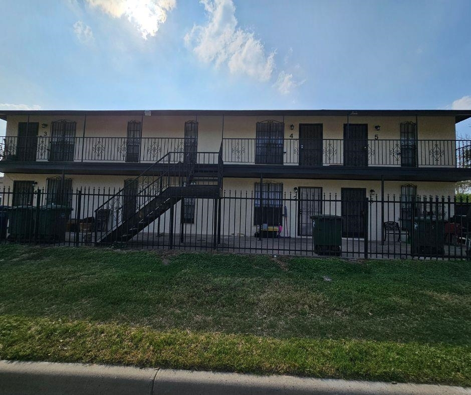 Foto principal - 3020 Corpus Christi St