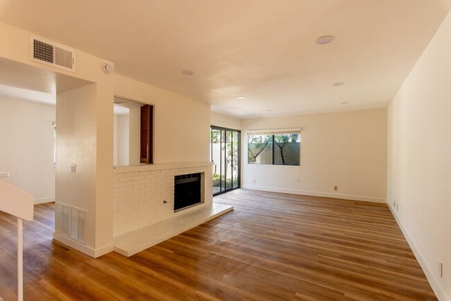 Building Photo - 4478 Via Pasear
