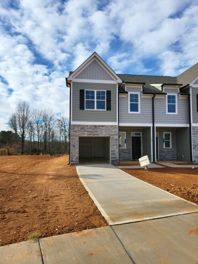 103 McDowell Ln, Mebane, NC 27302 Townhome Rentals in Mebane NC