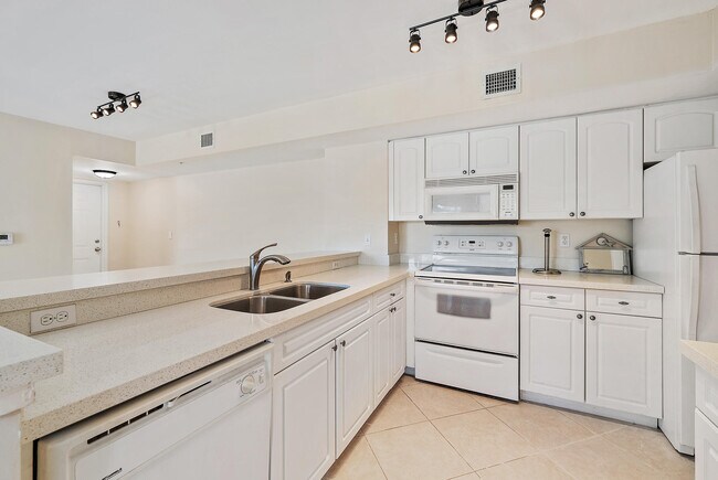 Foto del edificio - 260 Village Blvd