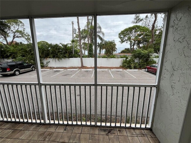 Foto del edificio - 2755 Coconut Bay Ln