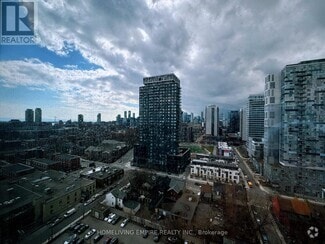Building Photo - 5-1605 Defries St