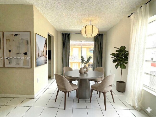 Foto del edificio - 2138 SW 6th St