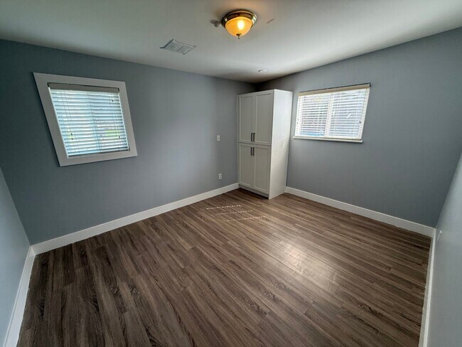 Photo du bâtiment - Matsqui Ground-Level Suite