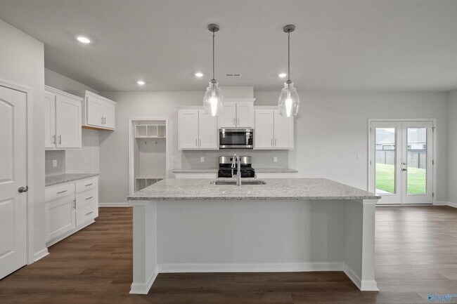 Building Photo - 4 Bedrooms in Hazel Green!!