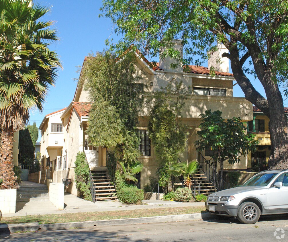 Foto del edificio - 925 S Bedford St