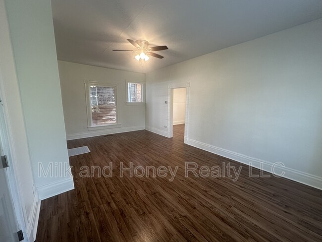 Building Photo - 509 E Harrison Ave