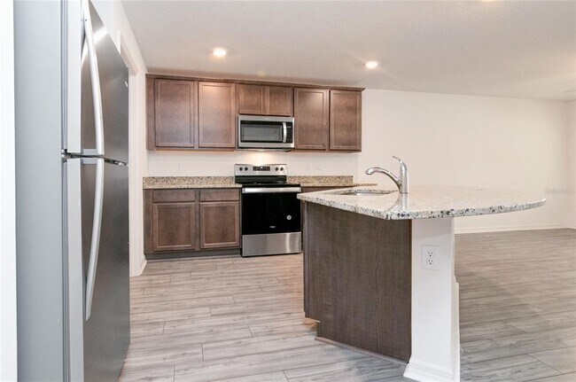 Building Photo - 1599 Wynford Cir